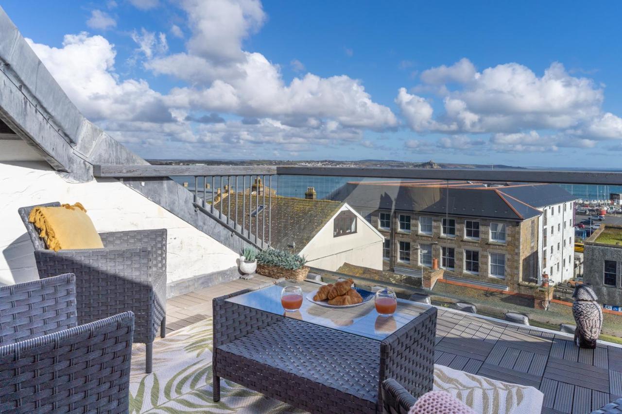 Stunning Views Over Mounts Bay With Balcony Penzance Exteriör bild