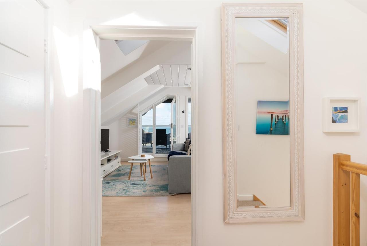 Stunning Views Over Mounts Bay With Balcony Penzance Exteriör bild