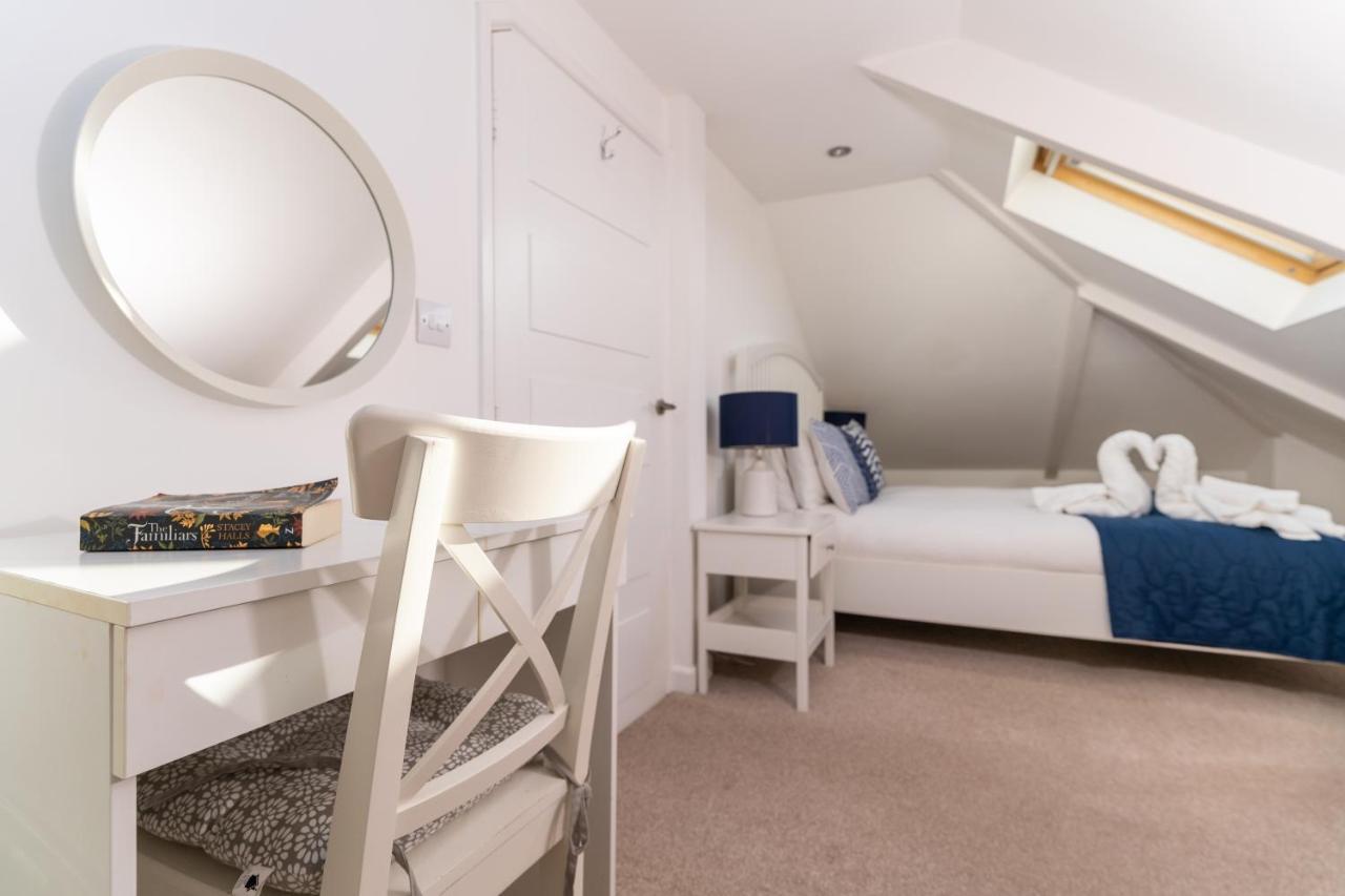 Stunning Views Over Mounts Bay With Balcony Penzance Exteriör bild